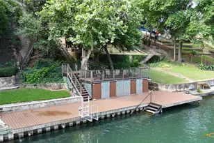1817 Kuehler Ave, New Braunfels, TX 78130 - Photo 3
