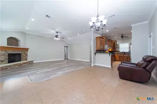 2410 Big Divide Rd, Copperas Cove, TX 76522 - Photo 7