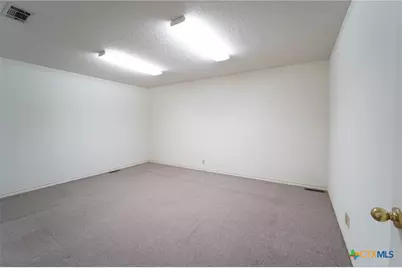 3903 N Navarro Street, Victoria, TX 77901 - Photo 13