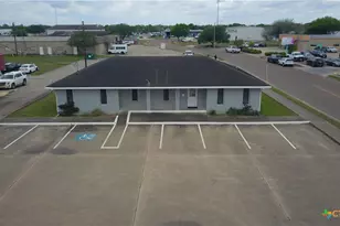 3903 N Navarro St, Victoria, TX 77901 - Photo 1