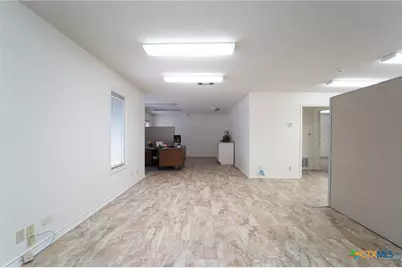 3903 N Navarro Street, Victoria, TX 77901 - Photo 11