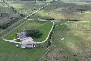 257 Whitaker Rd, Port Lavaca, TX 77979 - Photo 3
