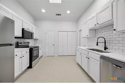 1751 Joy Spring, New Braunfels, TX 78130 - Photo 15