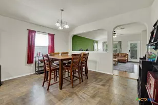 2877 Oakdell Tr, New Braunfels, TX 78130 - Photo 9