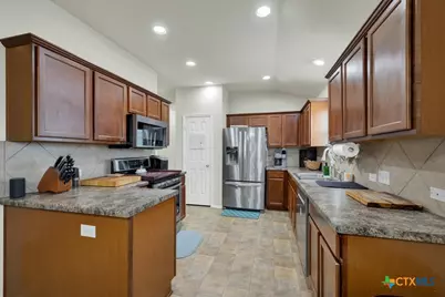 2877 Oakdell Trail, New Braunfels, TX 78130 - Photo 5