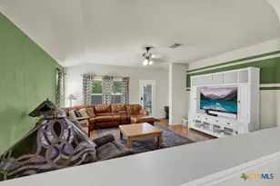 2877 Oakdell Tr, New Braunfels, TX 78130 - Photo 11