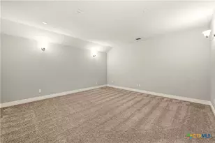 12272 Dusty Boots Rd, San Antonio, TX 78254 - Photo 23