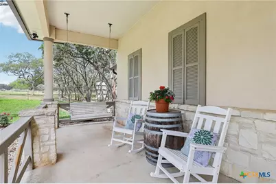 223 Summer Glen Lane, New Braunfels, TX 78132 - Photo 5