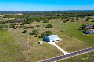 224 Blackbuck Rdg Dr, Lampasas, TX 76550 - Photo 7