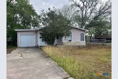 209 Highland Street, Yoakum, TX 77995 - Photo 1