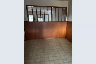 209 Highland Street, Yoakum, TX 77995 - Photo 3