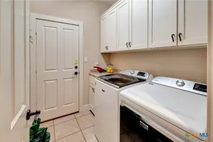 6 Cotswold Ln, Victoria, TX 77904 - Photo 31