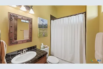 13661 E Highway 90, Kingsbury, TX 78638 - Photo 39