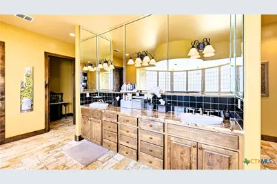 13661 E Highway 90, Kingsbury, TX 78638 - Photo 19