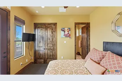 13661 E Highway 90, Kingsbury, TX 78638 - Photo 37