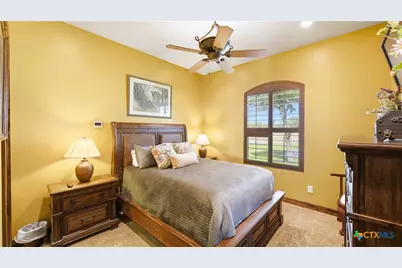 13661 E Highway 90, Kingsbury, TX 78638 - Photo 21