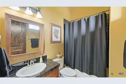 13661 E Highway 90, Kingsbury, TX 78638 - Photo 41