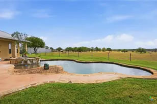 13661 E Hwy 90, Kingsbury, TX 78638 - Photo 35