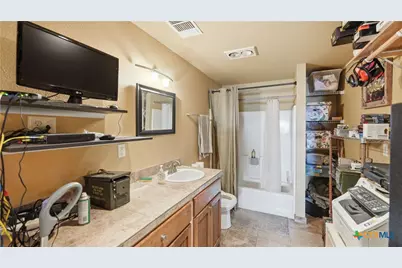 13661 E Highway 90, Kingsbury, TX 78638 - Photo 47