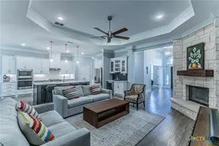 8 Daingerfield Cv, Morgans Point Resort, TX 76513 - Photo 3