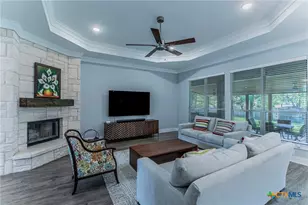 8 Daingerfield Cv, Morgans Point Resort, TX 76513 - Photo 5