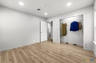 805 S 32nd St, Temple, TX 76501 - Photo 19