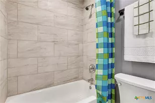 805 S 32nd St, Temple, TX 76501 - Photo 17
