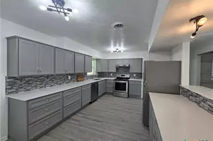 610 W Washington, Copperas Cove, TX 76522 - Photo 5