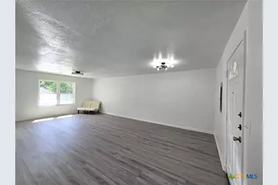 610 W Washington, Copperas Cove, TX 76522 - Photo 3