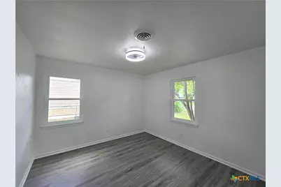 610 W Washington, Copperas Cove, TX 76522 - Photo 9