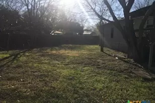 901 Tonkawa Cir, New Braunfels, TX 78130 - Photo 7