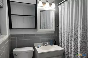 6 Gulf Ave, Rogers, TX 76569 - Photo 11