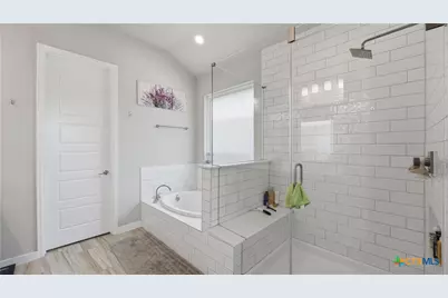 1370 Sahms Branch, New Braunfels, TX 78132 - Photo 23