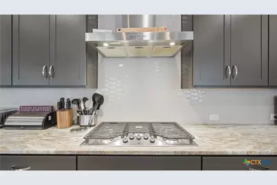 1370 Sahms Branch, New Braunfels, TX 78132 - Photo 9