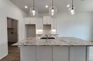 813 Eagle Cross Cv, Salado, TX 76571 - Photo 9