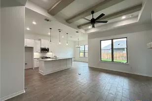 813 Eagle Cross Cv, Salado, TX 76571 - Photo 3