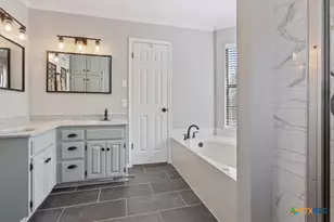 840 Long Horn Trail, Belton, TX 76513 - Photo 29