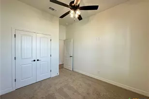 813 Golden Eagle Cv, Salado, TX 76571 - Photo 13