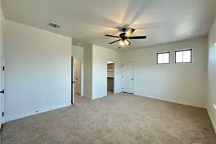 813 Golden Eagle Cv, Salado, TX 76571 - Photo 27
