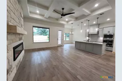 813 Golden Eagle Cove, Salado, TX 76571 - Photo 5