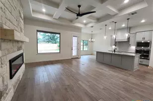 813 Golden Eagle Cv, Salado, TX 76571 - Photo 5
