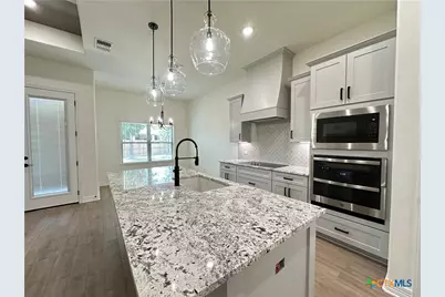 813 Golden Eagle Cove, Salado, TX 76571 - Photo 11