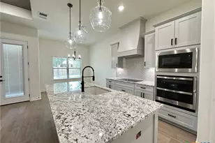 813 Golden Eagle Cv, Salado, TX 76571 - Photo 11