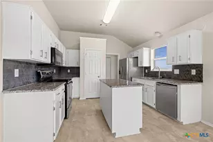 4005 Lakecliff Dr, Harker Heights, TX 76548 - Photo 15