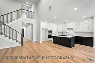 8905 Turaco Trl, Austin, TX 78744 - Photo 9