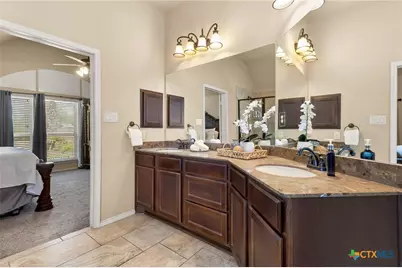 2194 Pioneer Pass, Seguin, TX 78155 - Photo 17