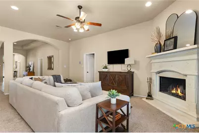 2194 Pioneer Pass, Seguin, TX 78155 - Photo 9