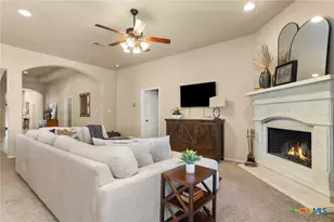 2194 Pioneer Pass, Seguin, TX 78155 - Photo 9