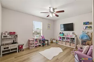 402 Colette Ct Ct, Belton, TX 76513 - Photo 17