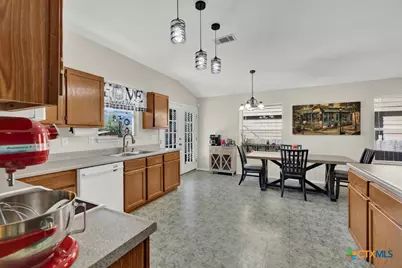 7164 Still Hollow Drive, San Antonio, TX 78244 - Photo 13